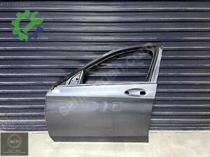 MERCEDES BENZ W205 C SERİSİ FÜME SOL ÖN KAPI