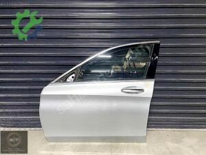 MERCEDES BENZ W205 C SERİSİ SOL ÖN KAPI GRİ