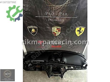 Mercedes-Benz C Torpido çıkma parça