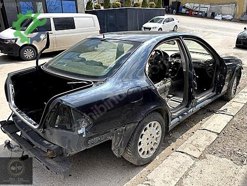Mercedes-Benz E Sağ Marşpiyel Sacı çıkma parça
