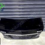 MERCEDES BENZ W212 E SERİSİ SİYAH BAGAJ KAPAĞI