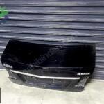 MERCEDES BENZ W212 E SERİSİ SİYAH BAGAJ KAPAĞI