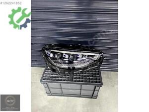 MERCEDES BENZ W223 SAĞ ÖN FAR