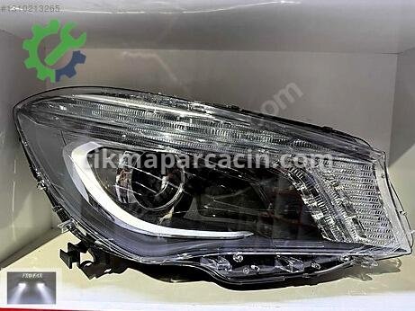 Mercedes-Benz CLA Sağ Ön Far çıkma parça