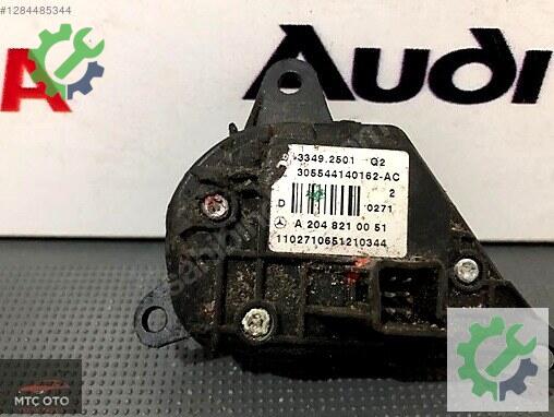 Mercedes-Benz C Kontrol Düğmeleri A2048210051 çıkma parça