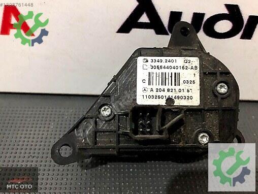 Mercedes-Benz C Kontrol Düğmeleri A2048210151 çıkma parça