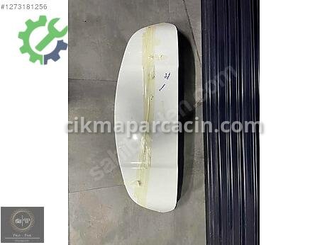 Mercedes-Benz GLA Spoiler çıkma parça