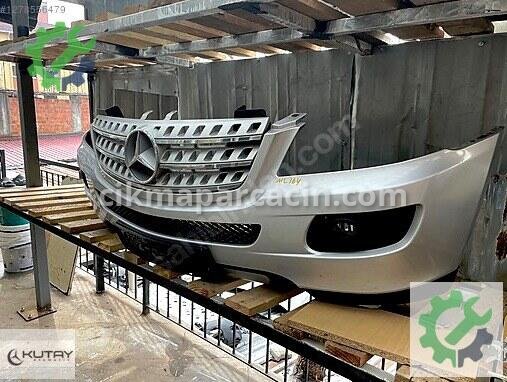 Mercedes-Benz ML Ön Tampon çıkma parça
