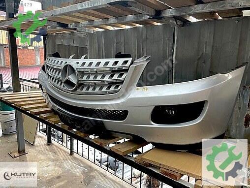 Mercedes-Benz ML Ön Tampon çıkma parça