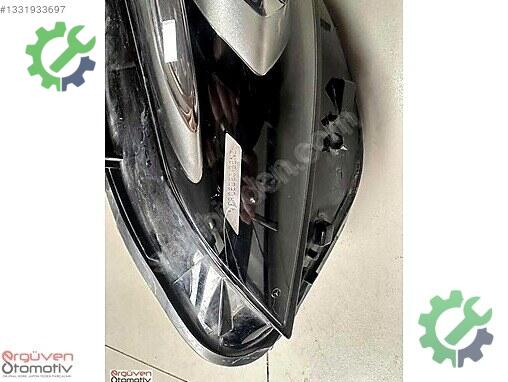 Mercedes-Benz A Sağ Ön Far 1779064803 çıkma parça
