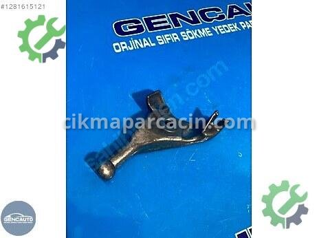 Mercedes-Benz C Motor Braketi çıkma parça