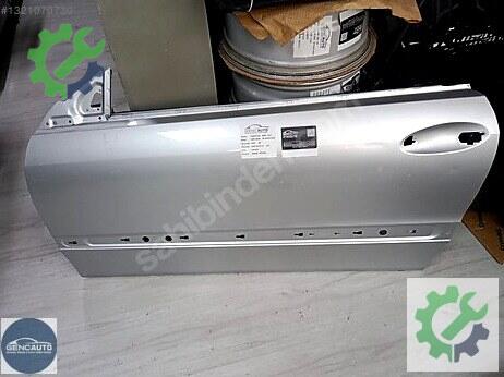 Mercedes-Benz CLK Ön Kapı çıkma parça