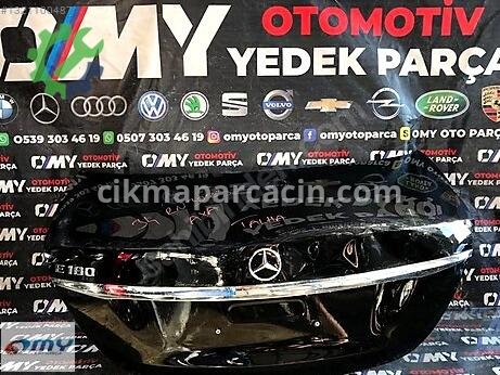 Mercedes-Benz E Bagaj Kapağı çıkma parça