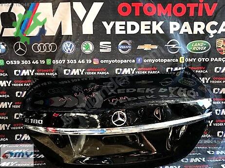 Mercedes-Benz E Bagaj Kapağı çıkma parça