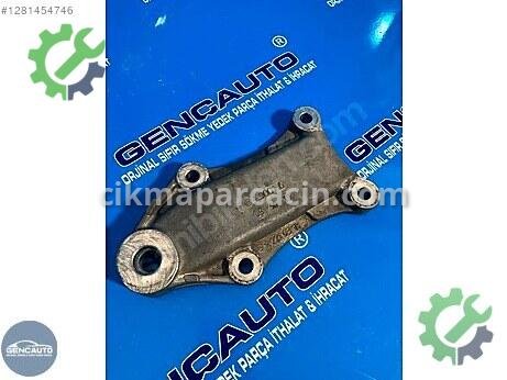 Mercedes-Benz C Motor Takozu & Kulağı çıkma parça