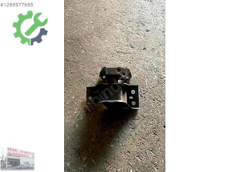 Nissan Micra Motor Takozu & Kulağı çıkma parça