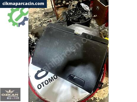 Renault Megane Torpido çıkma parça