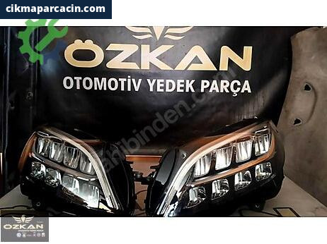 Mercedes-Benz C Sağ Ön Far çıkma parça
