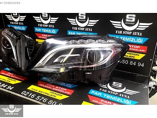 Mercedes-Benz GLA Sağ Ön Far çıkma parça