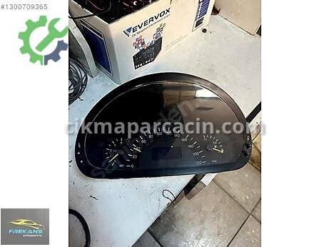 Mercedes-Benz Vito Gösterge Saati çıkma parça