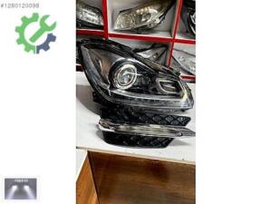 Mercedes W204 Sağ far Makyajlı Xenonlu