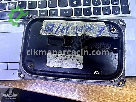 Mercedes-Benz E Far Beyni çıkma parça