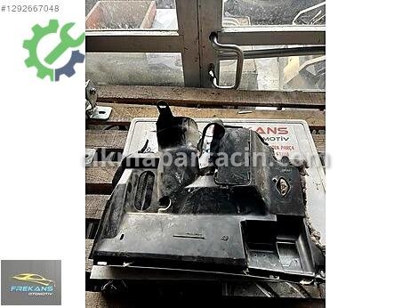 Mercedes-Benz 200 Kalorifer çıkma parça