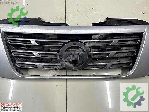 Nissan Navara Ön Panjur 62310-4KJ1B çıkma parça