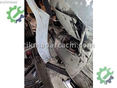 Nissan Qashqai Sol Arka Çamurluk çıkma parça