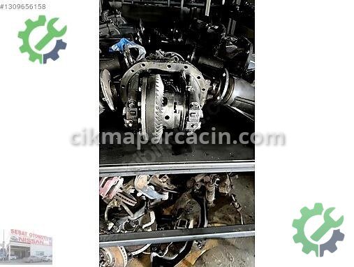 Nissan Navara Ön Defransiyel çıkma parça