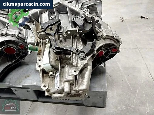 Renault Megane Şanzıman Komple 320104715R çıkma parça