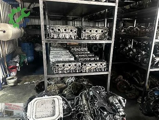 Nissan Skystar Silindir Kapak çıkma parça