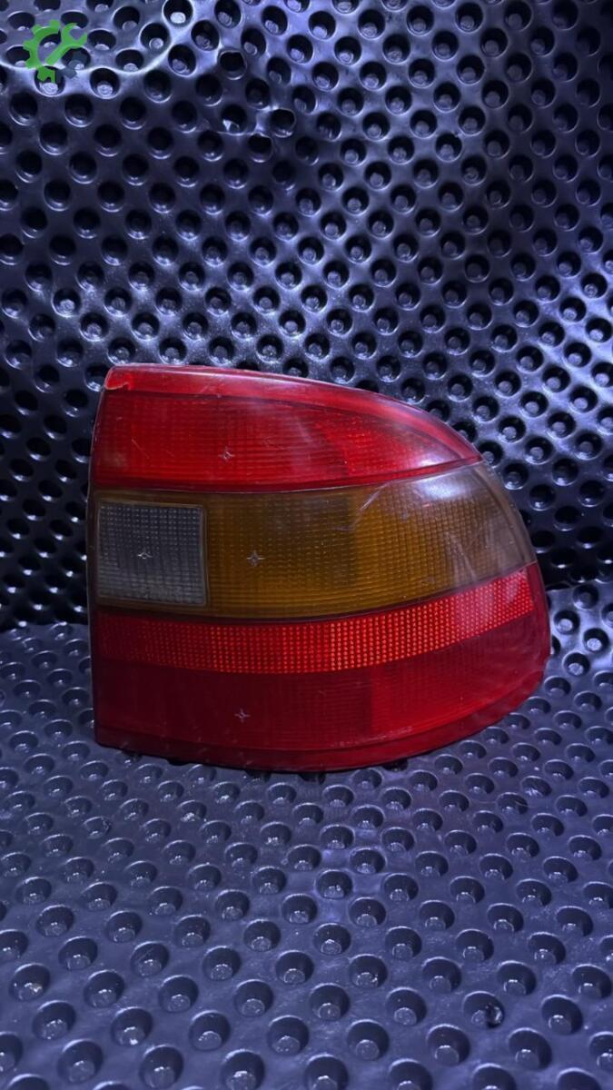 Opel Astra Sağ Stop çıkma parça