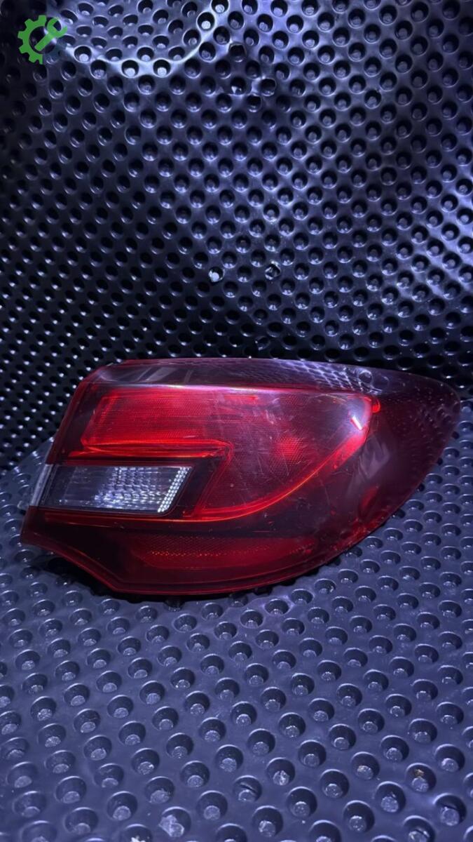 Opel Astra Sağ Stop çıkma parça