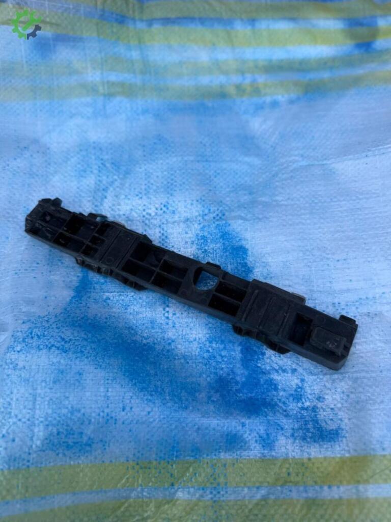 Opel Corsa Tampon Braketi çıkma parça