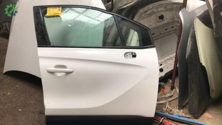 Opel Crossland Sağ Ön Kapı çıkma parça