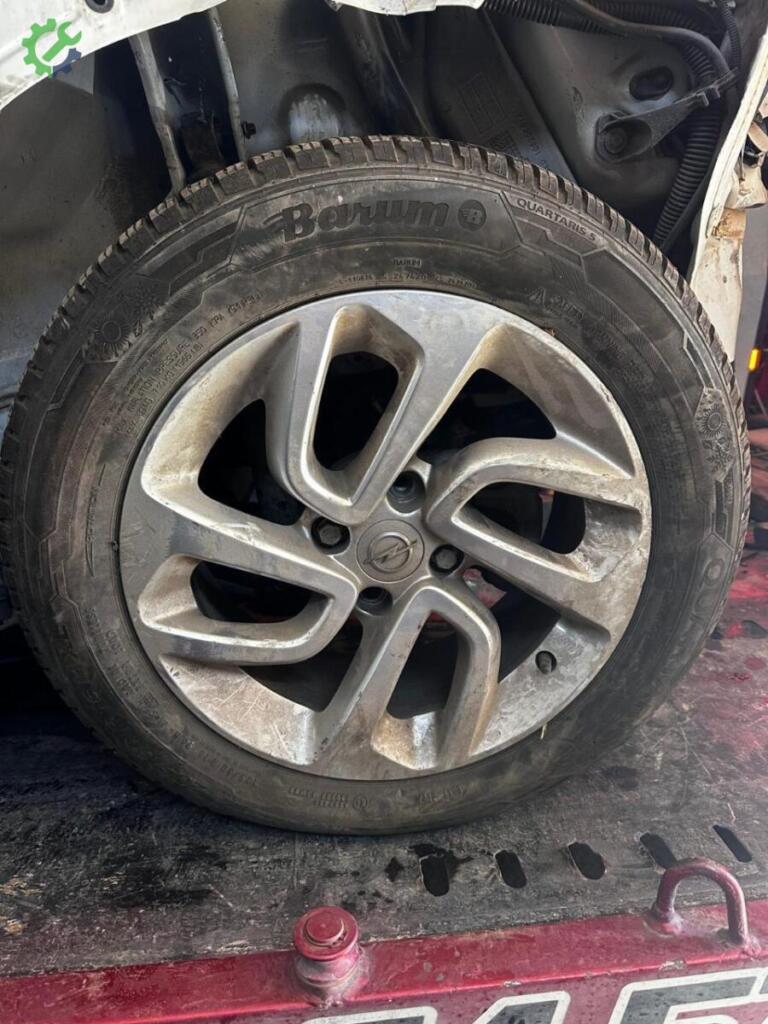 Opel Crossland Jant çıkma parça