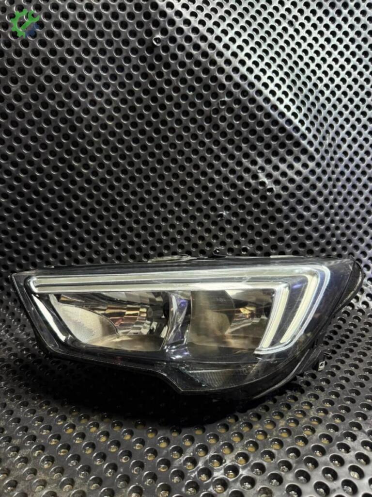 Opel Crossland Far çıkma parça