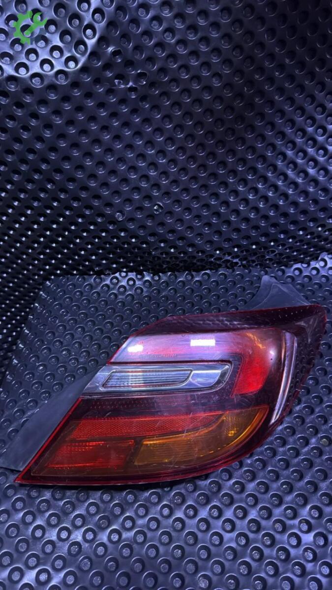 Opel Insignia Sağ Stop çıkma parça