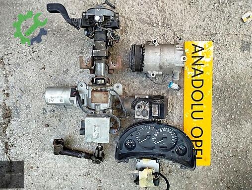 Opel Corsa Gösterge Paneli çıkma parça