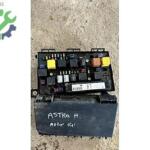 OPEL ASTRA H MOTOR İÇİ SİGORTA KUTUSU