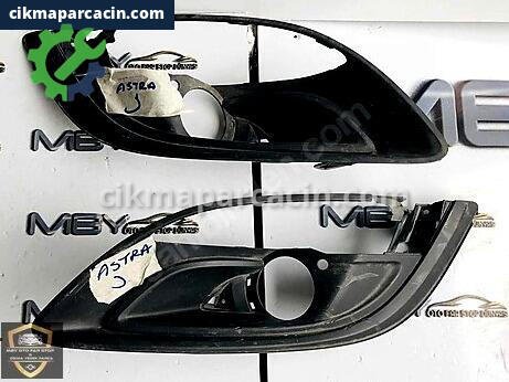 Opel Astra Sis Farı Çerçevesi çıkma parça