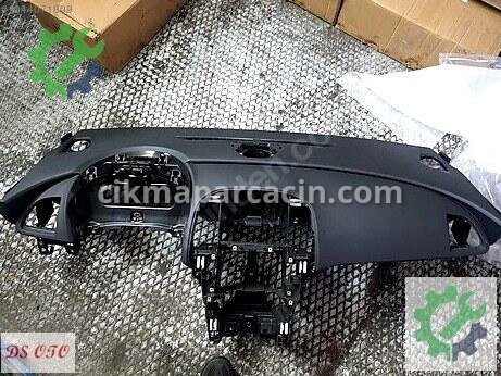 Opel Astra Torpido çıkma parça
