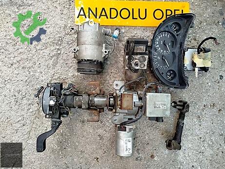 Opel Astra Klima Kompresörü çıkma parça
