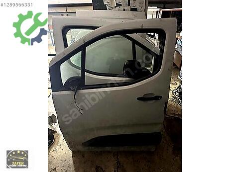 Opel Combo Sol Ön Kapı çıkma parça
