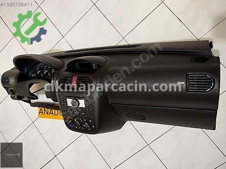 Opel Corsa Torpido çıkma parça