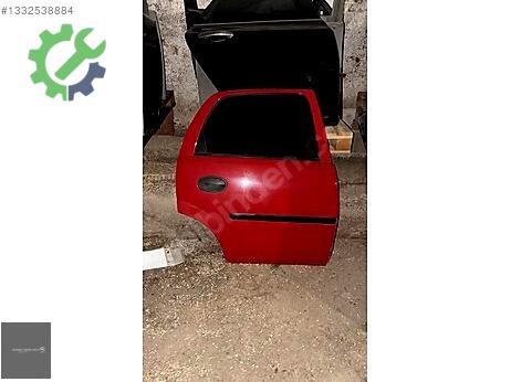 Opel Corsa Sağ Ön Kapı çıkma parça