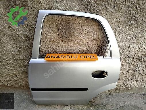 Opel Corsa Sağ Ön Kapı çıkma parça