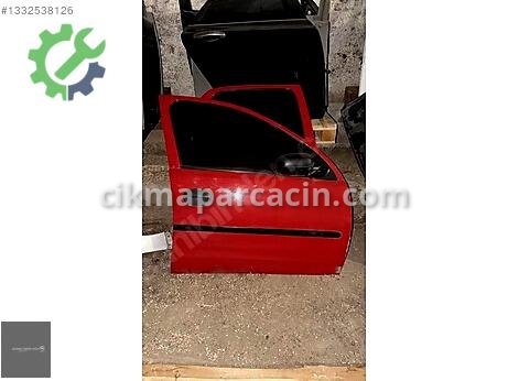 Opel Corsa Sağ Ön Kapı çıkma parça