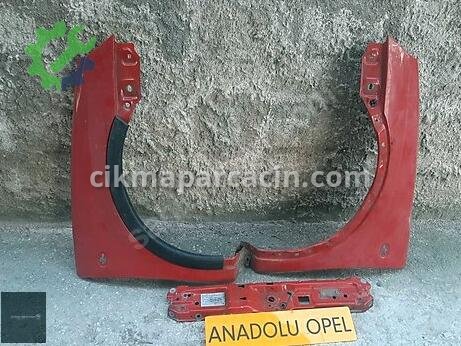 Opel Corsa Sağ Ön Çamurluk çıkma parça